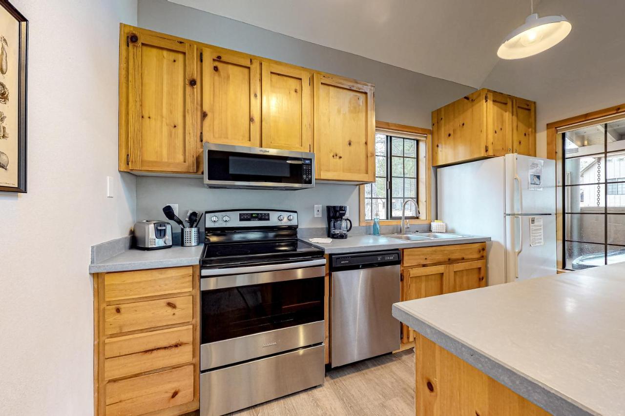 Circle 4 Ranch 25 | Discover Sunriver Exterior photo