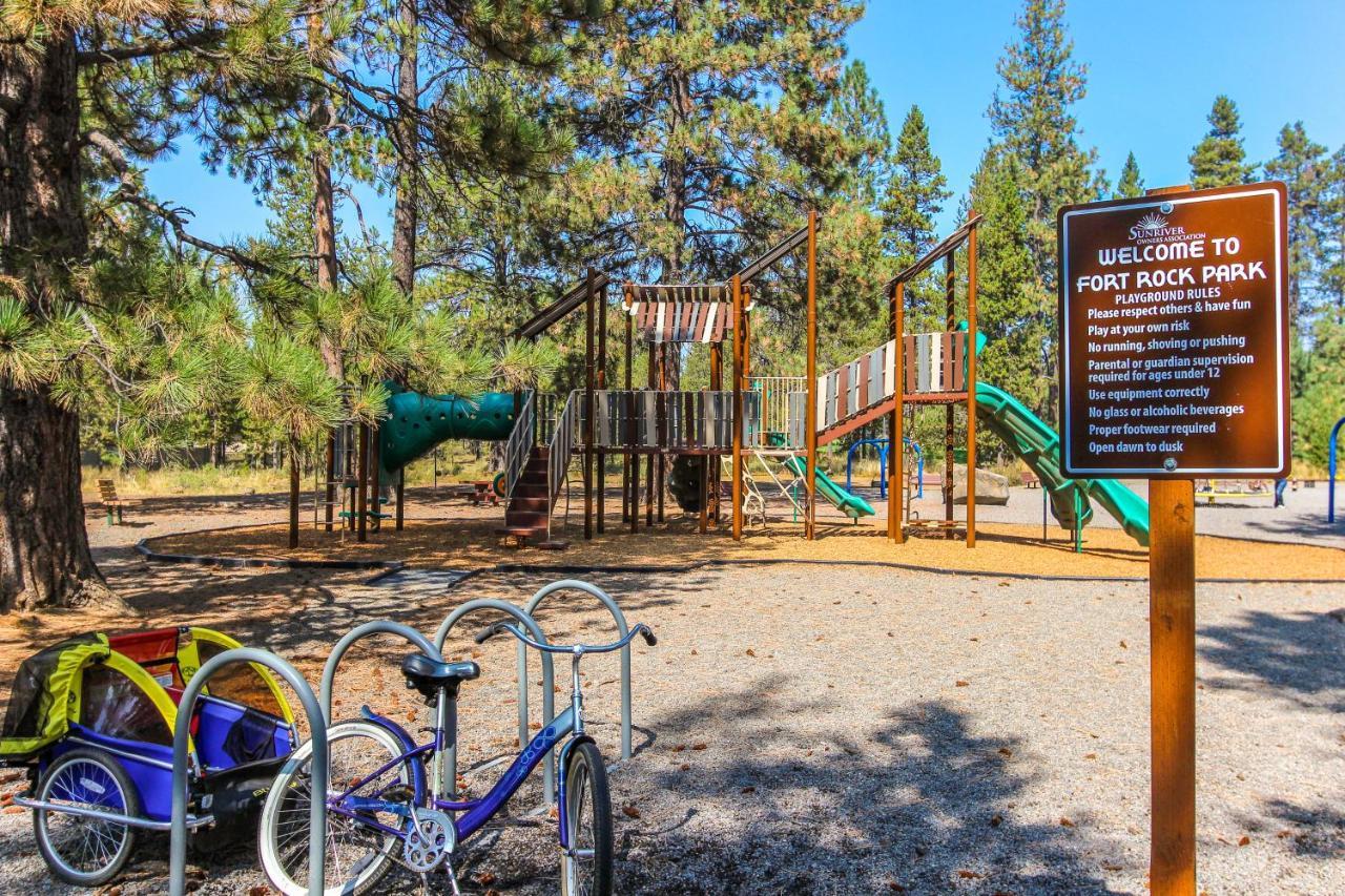 Circle 4 Ranch 25 | Discover Sunriver Exterior photo